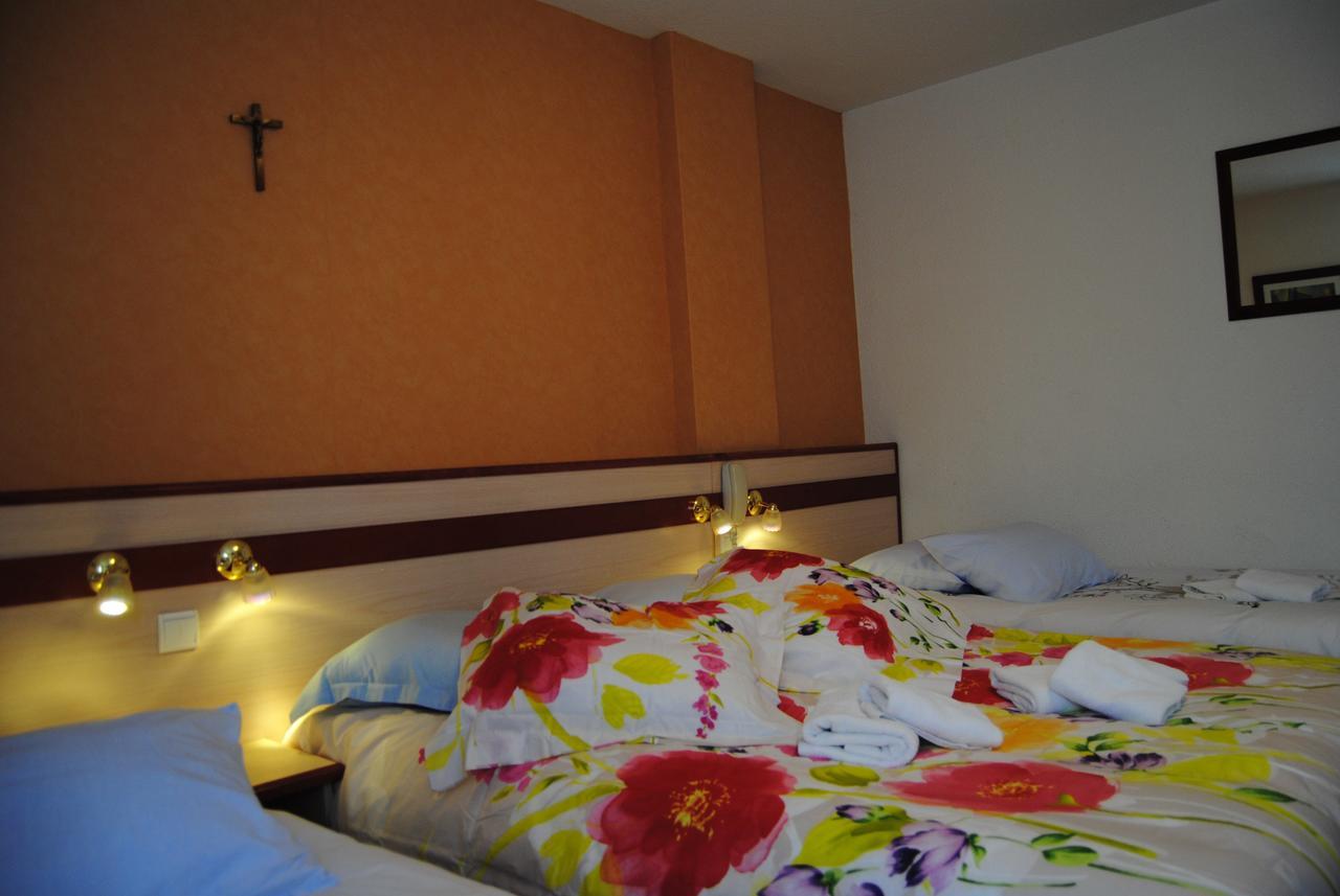 Hotel Myosotis Lourdes Zewnętrze zdjęcie