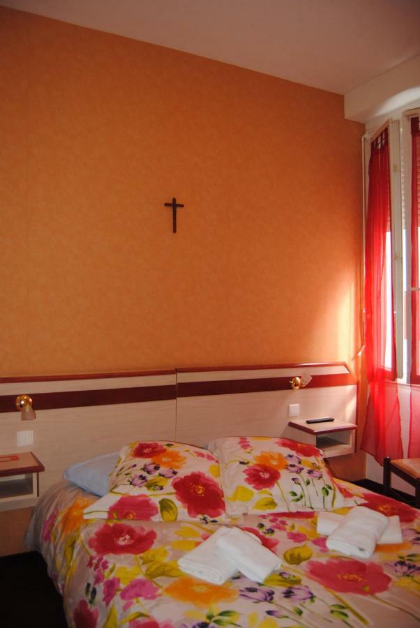 Hotel Myosotis Lourdes Zewnętrze zdjęcie